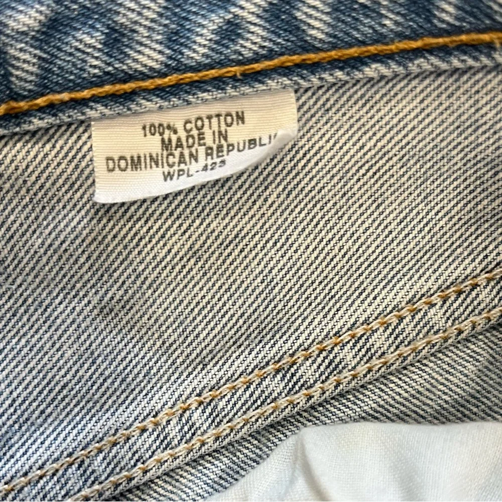Levis light blue